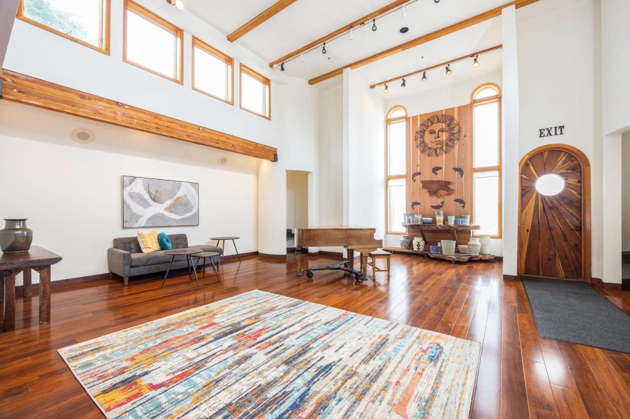 האף מון ביי Seaside Art Gallery Loft Inspire Your Creativity With Breathtaking Views! מראה חיצוני תמונה