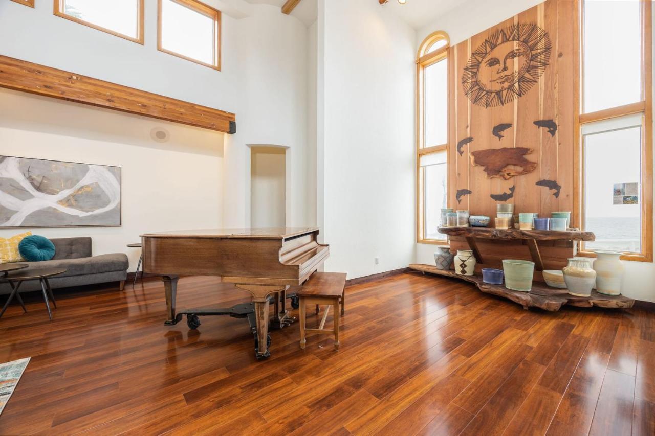 האף מון ביי Seaside Art Gallery Loft Inspire Your Creativity With Breathtaking Views! מראה חיצוני תמונה